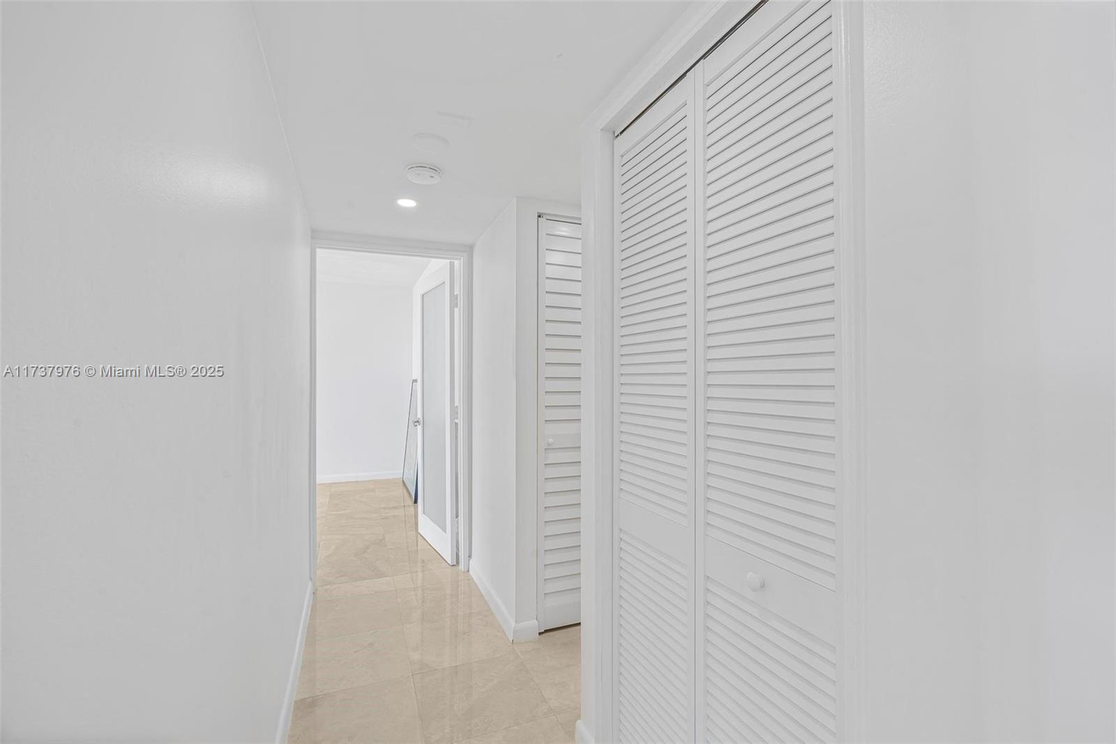 600 NE 36th St #414, Miami, Florida image 13