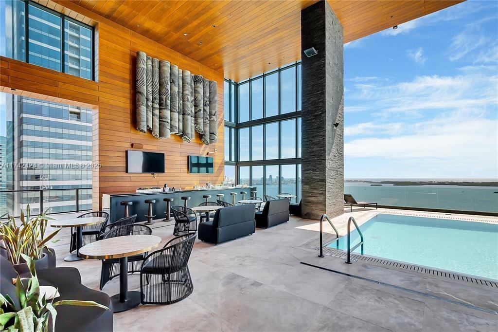 Gorgeous 1 bedroom unit with 1 + half bath room at the amazing ECHO in Brickell. Beautiful city and bay views from all rooms. Summer kitchen at the terrace. Marble floors. Great amenities include infinity-Edge pool. spa, deck restaurant with 360 degrees panoramic views of Biscayne bay and Downtown Miami. Spectacular gym. Apartment is fully furnished and equipped, just brings your personal belongings and enjoy the life you deserve. Please read broker's remark for inquires