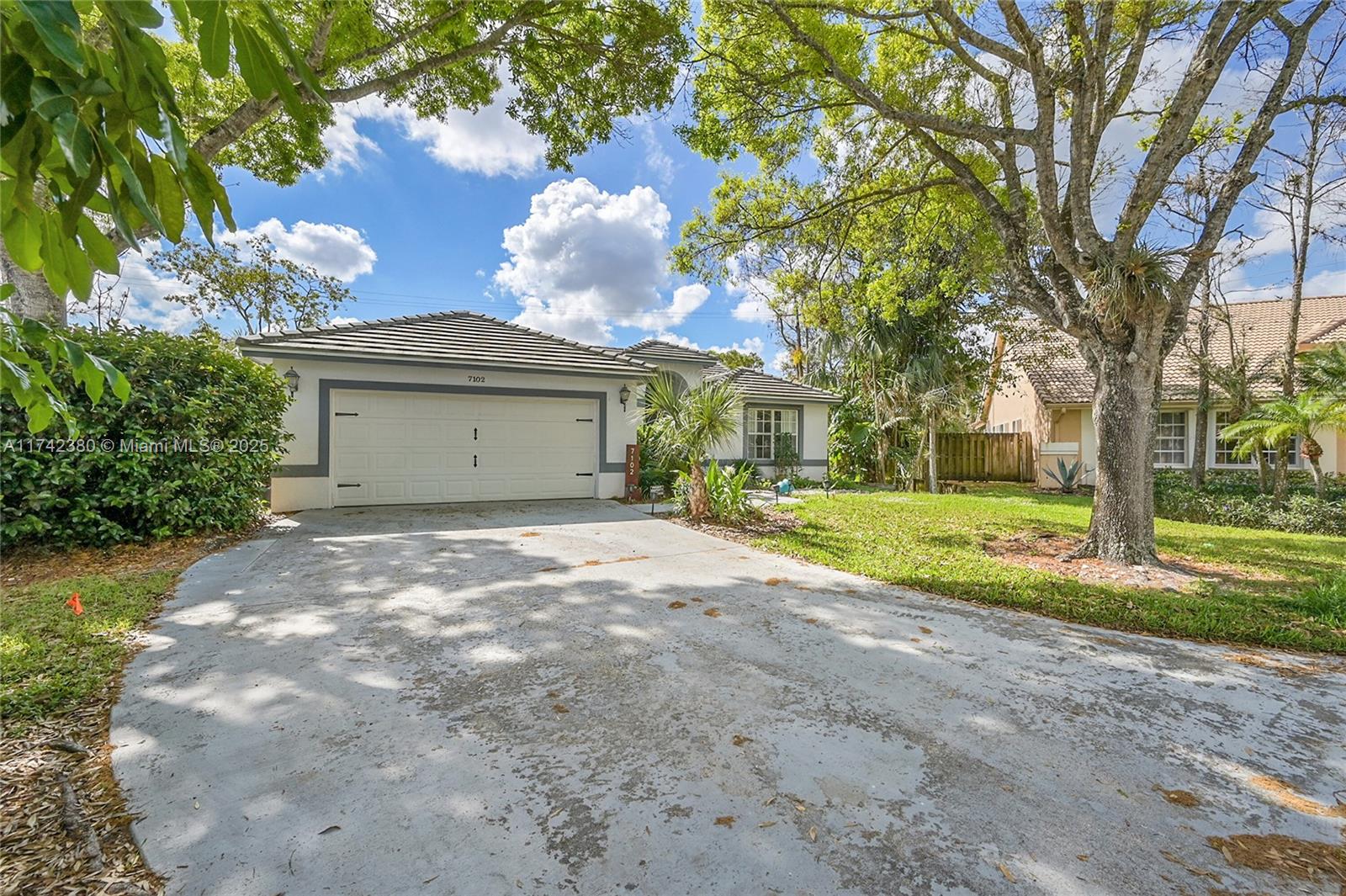 7102 NW 45th Ave, Coconut Creek, Florida image 3