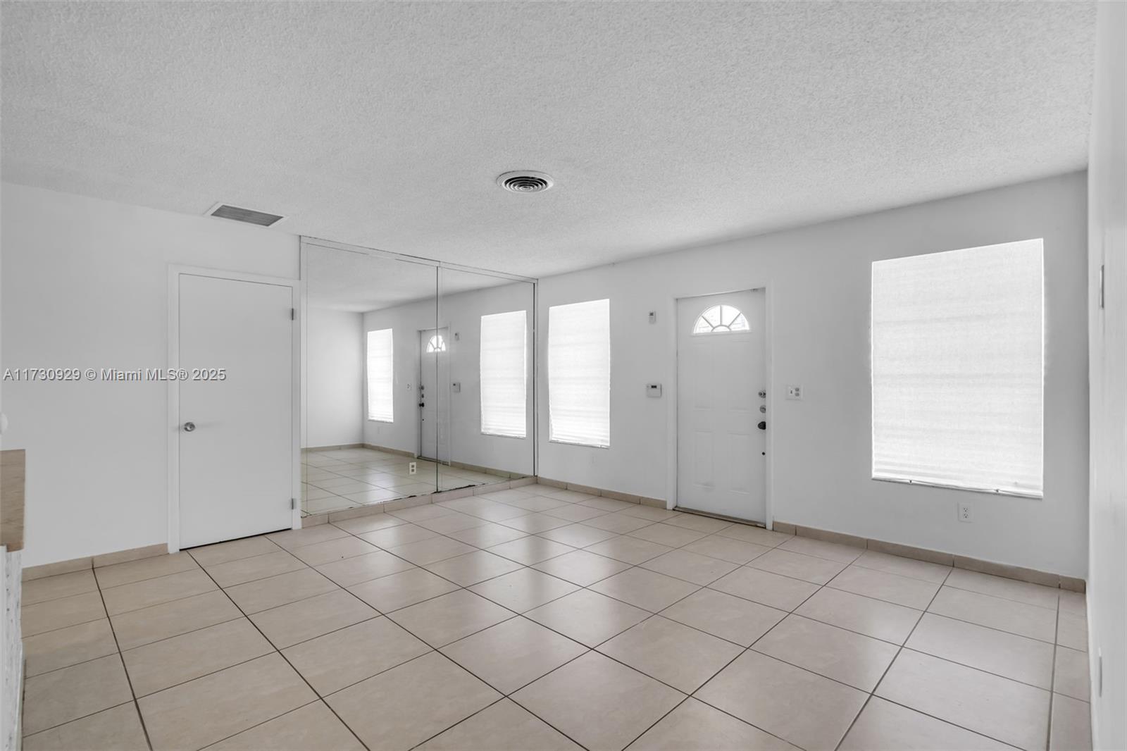 6360 W 16th Ave, Hialeah, Florida image 5