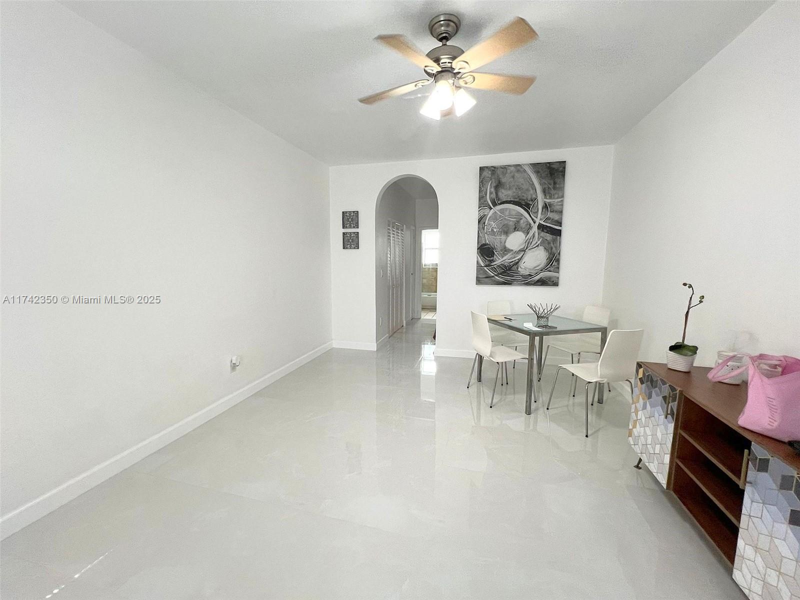 1561 Lenox Ave #7, Miami Beach, Florida image 2