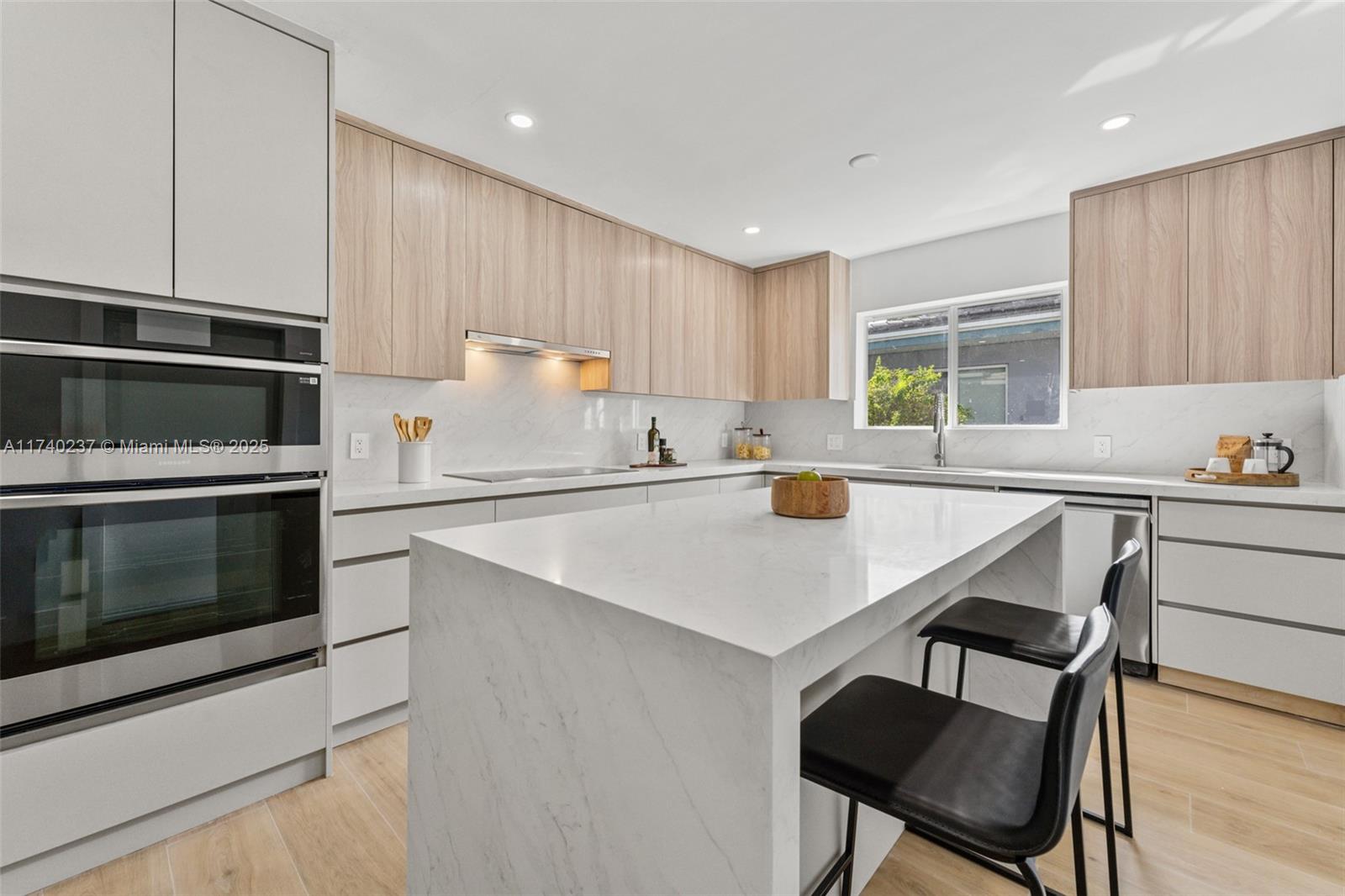 1130 NE 104th St, Miami Shores, Florida image 10