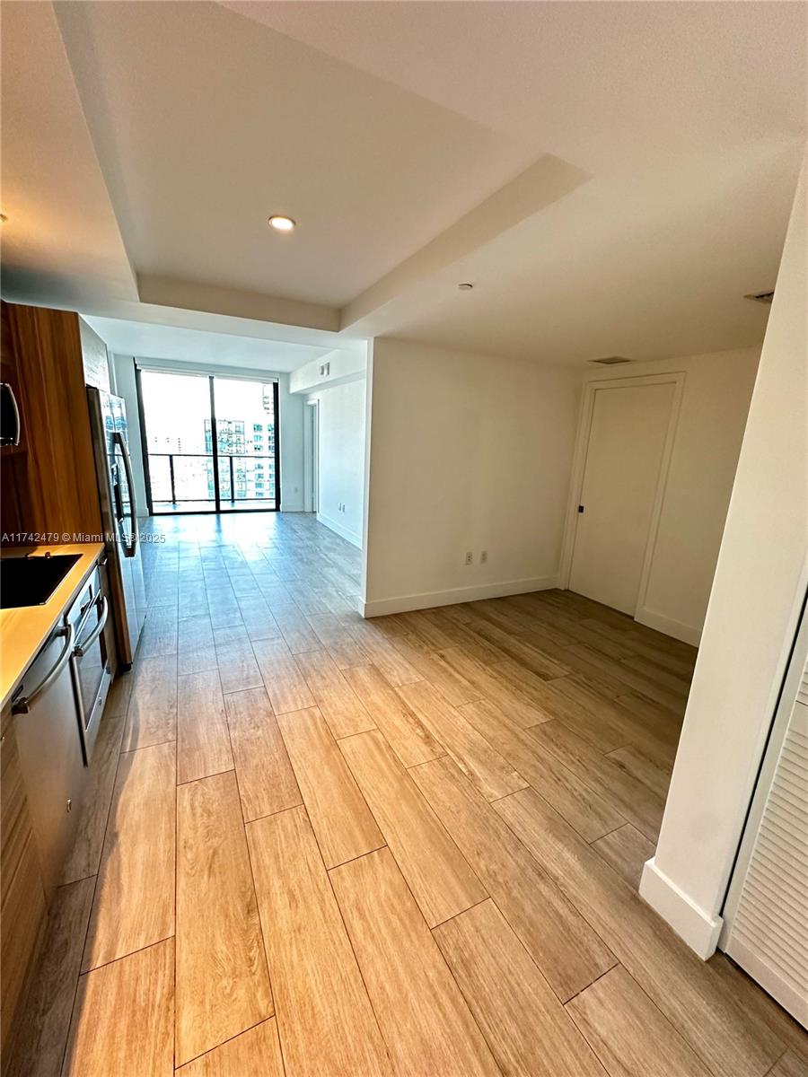 121 NE 34th St #2403, Miami FL 33137