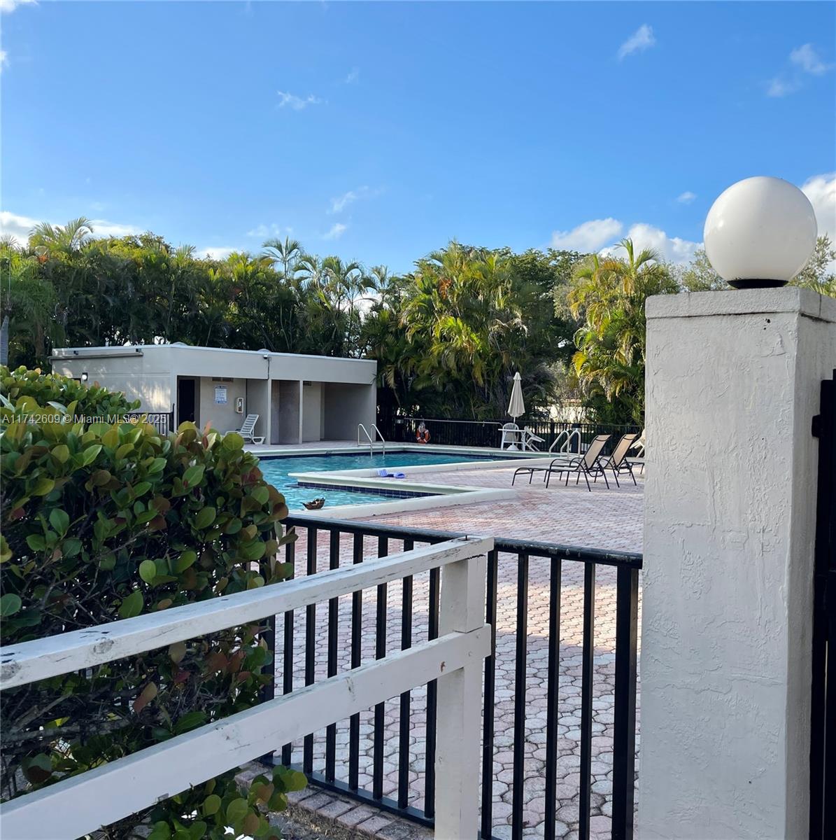 9925 NW 68th Pl #208, Tamarac, Florida image 11