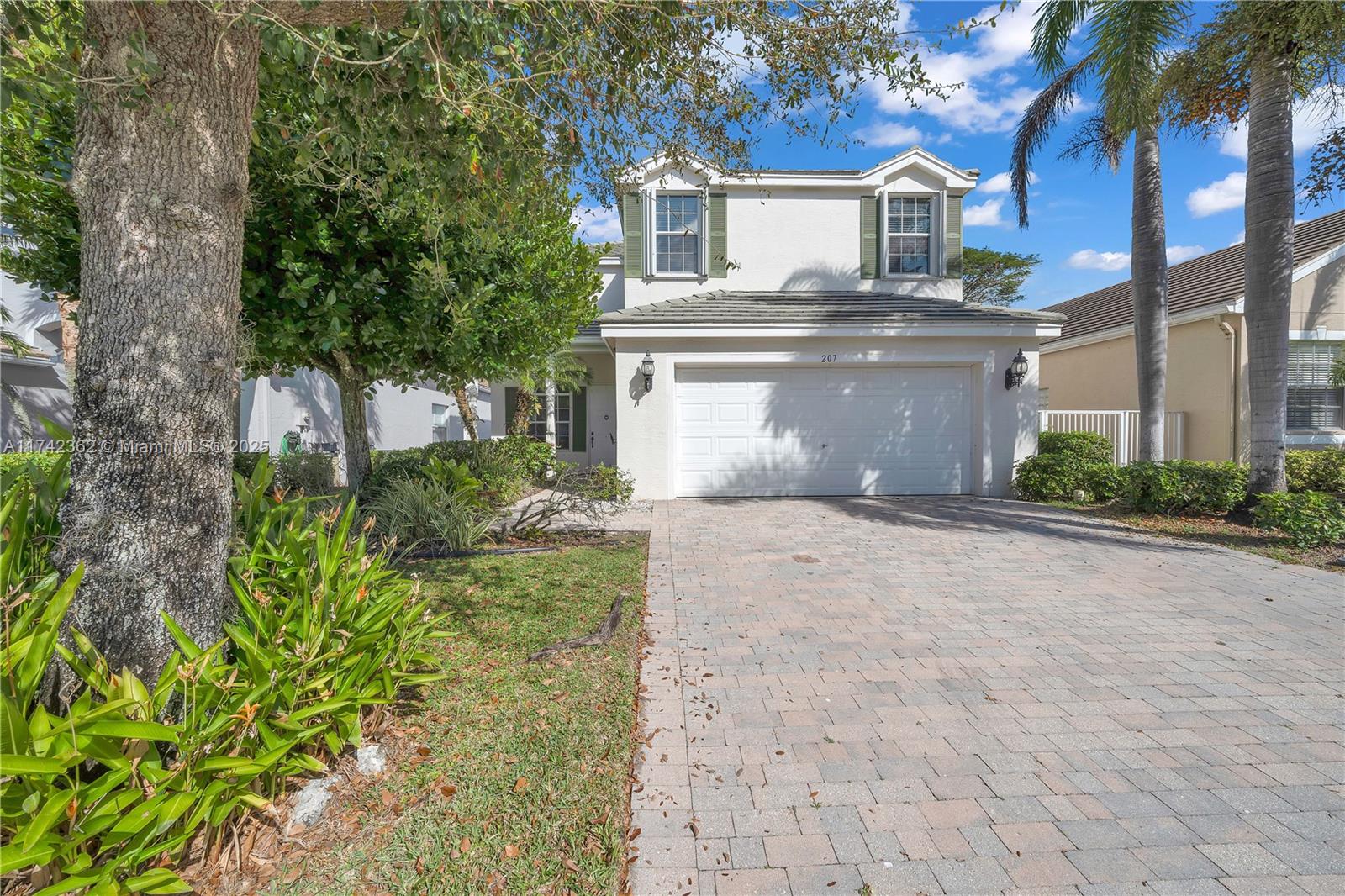 207 Berenger Walk, Royal Palm Beach, Florida image 2