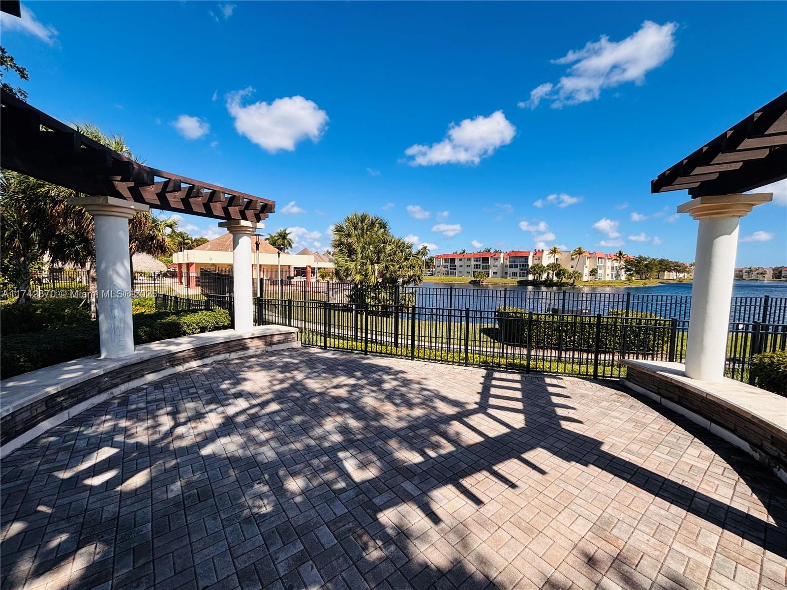 2871 E Sunrise Lakes Dr #102, Sunrise, Florida image 31