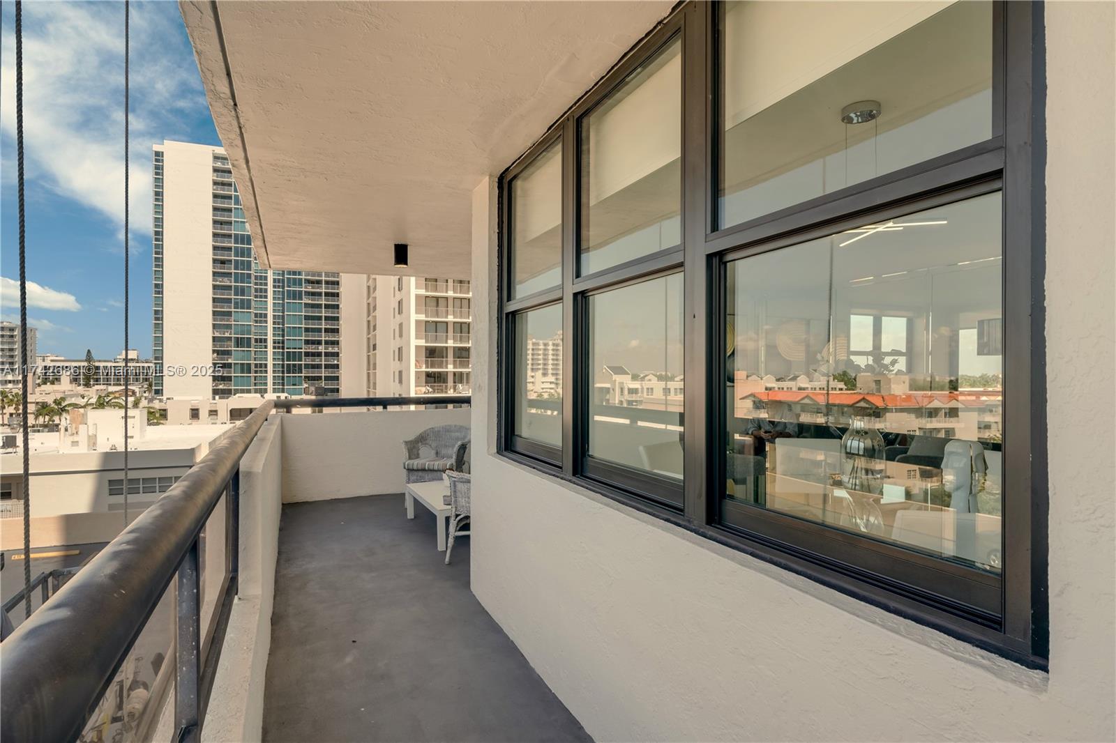 2555 Collins Ave #702, Miami Beach, Florida image 21