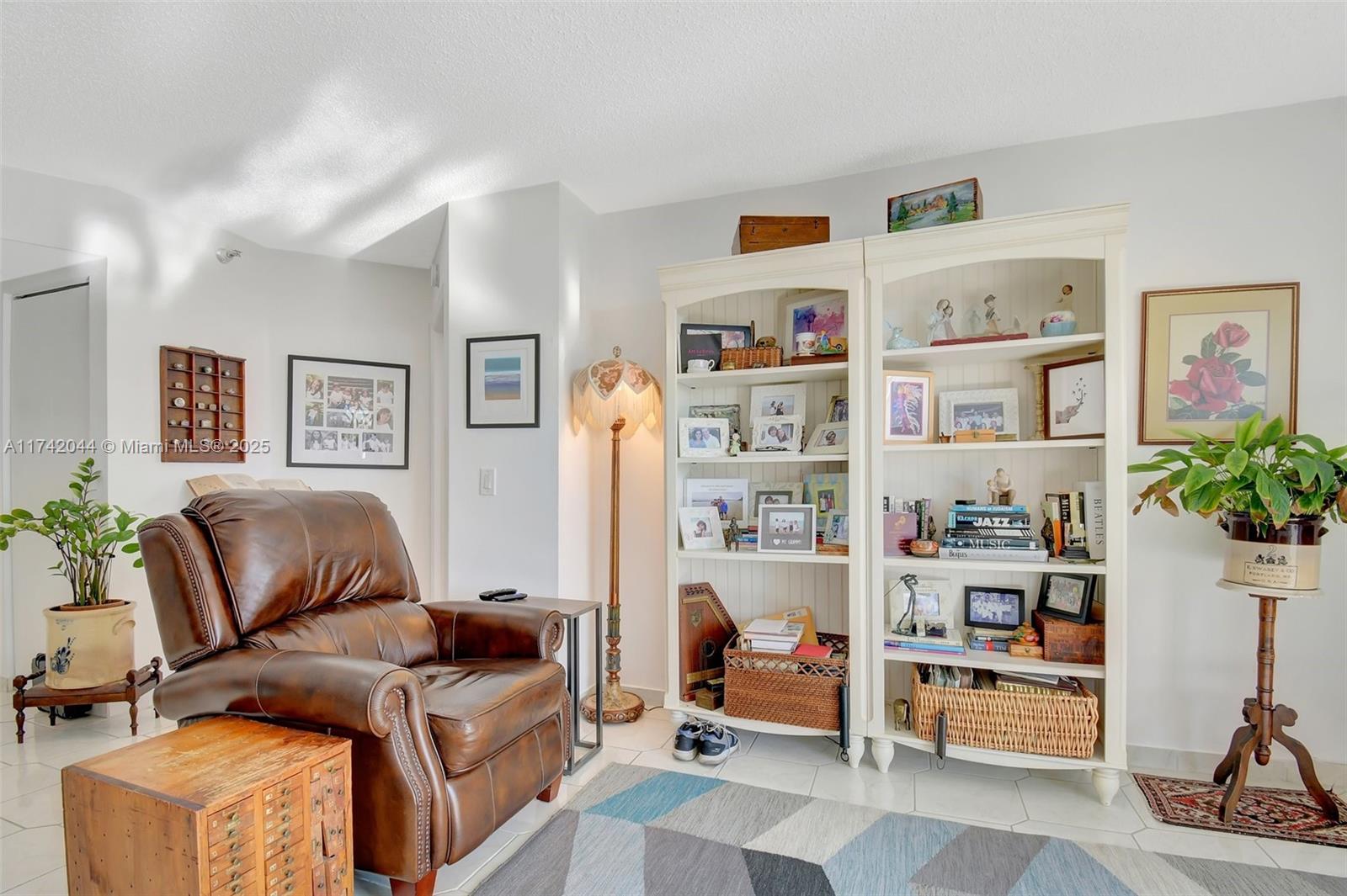 Listing Photo 7