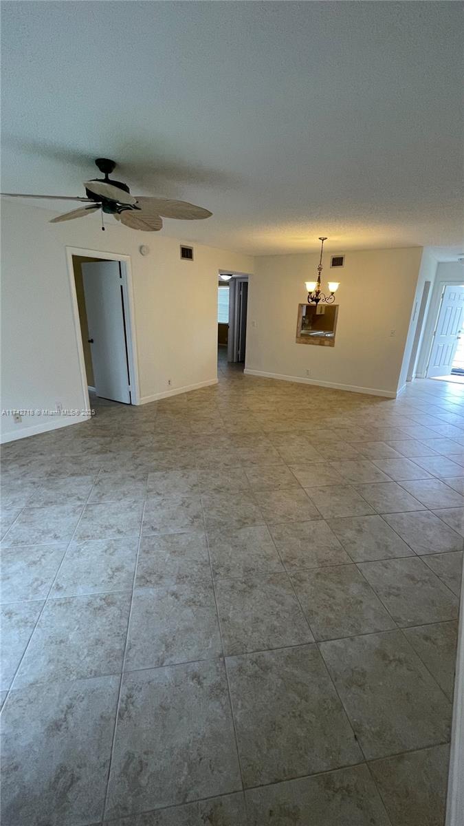 110 Lake Meryl Dr #216, West Palm Beach, Florida image 12