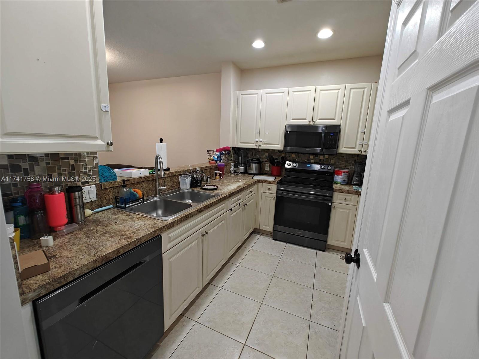 2583 Riverside Dr #2583, Coral Springs, Florida image 8