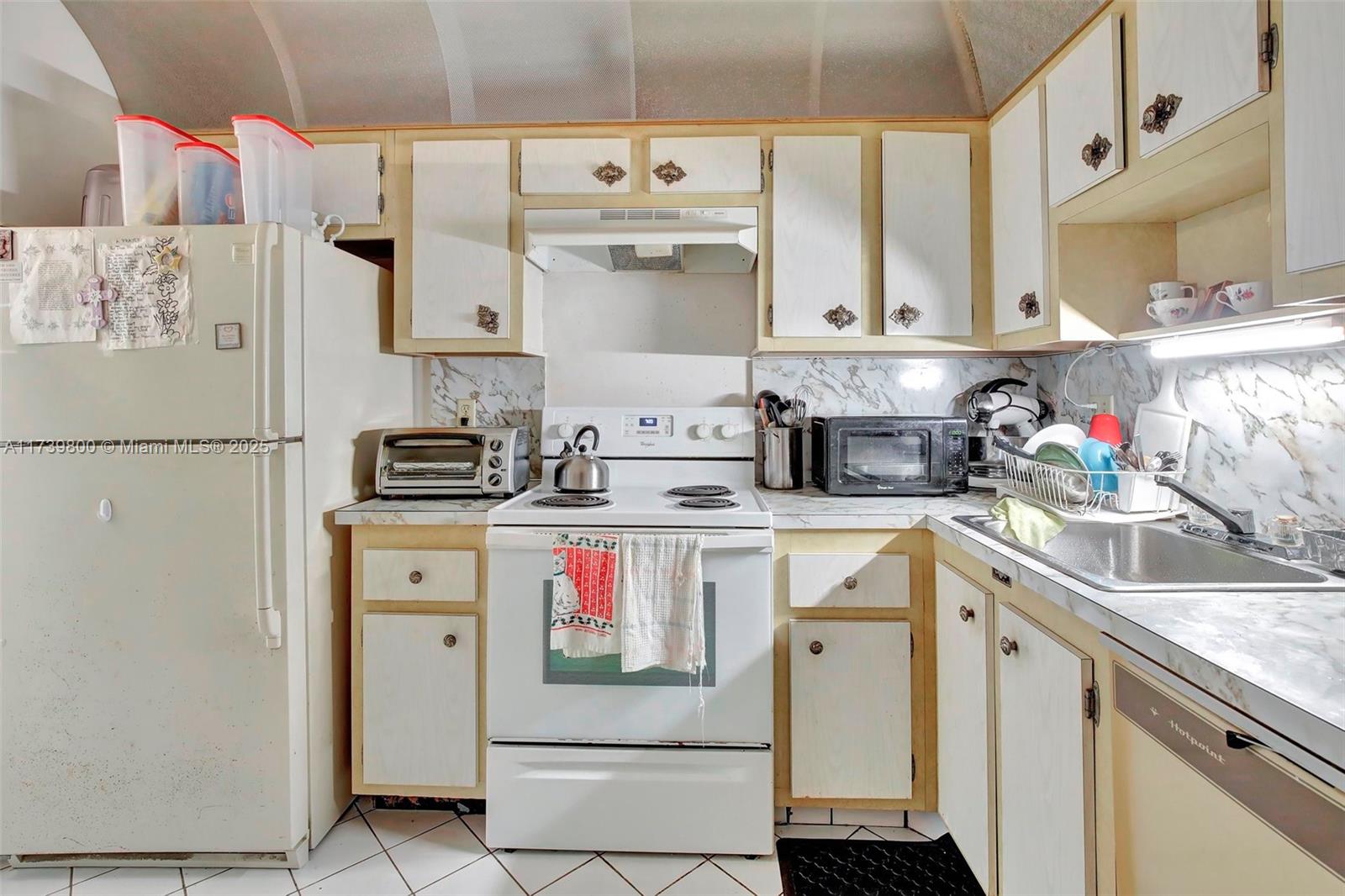 4740 NW 21st St #P2, Lauderhill, Florida image 3