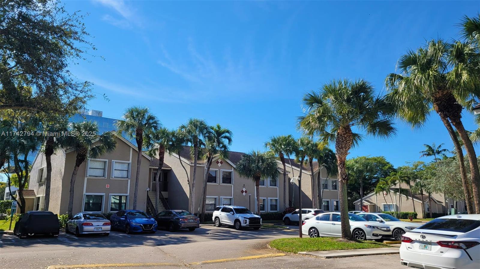 9633 Riverside Dr #E5, Coral Springs, Florida image 2