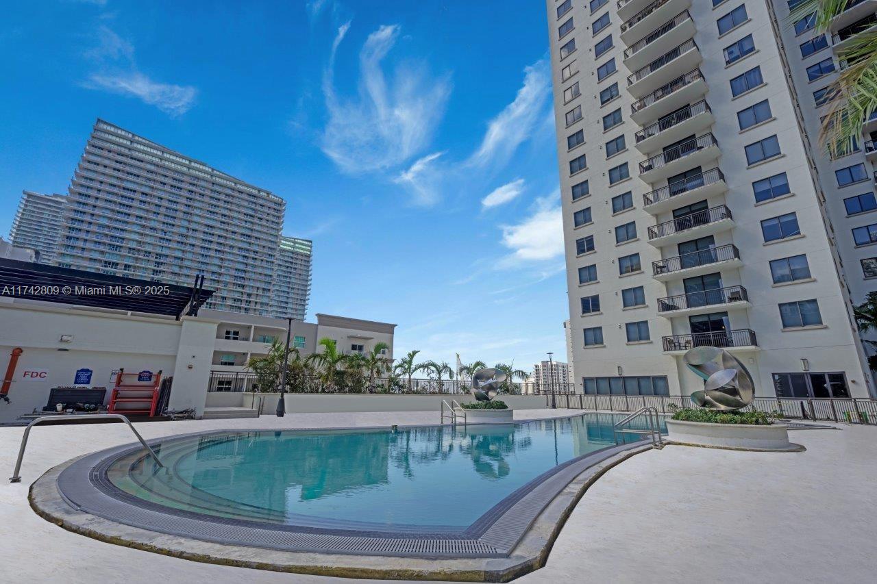 999 SW 1st Ave #1511, Miami FL 33130