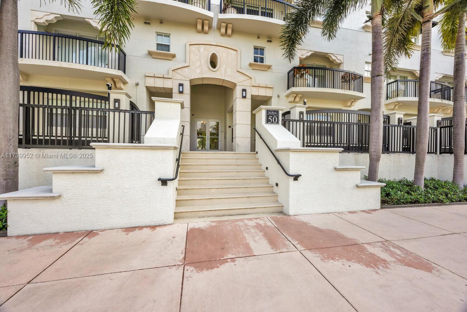 50 Alhambra Cir #403, Coral Gables, Florida image 3