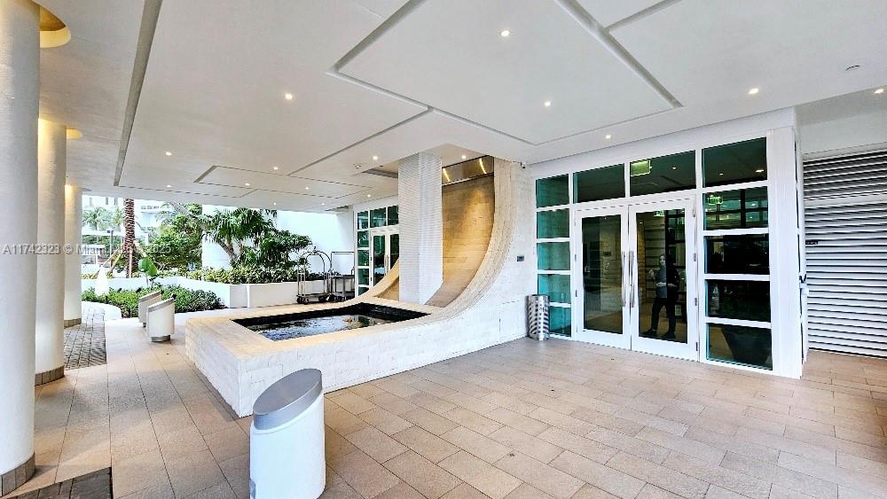 900 Brickell Key Blvd #1202, Miami FL 33131