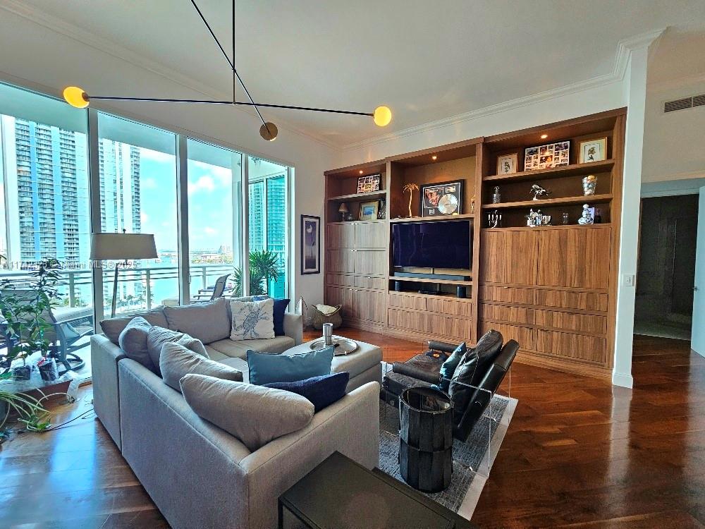 900 Brickell Key Blvd #1202, Miami FL 33131