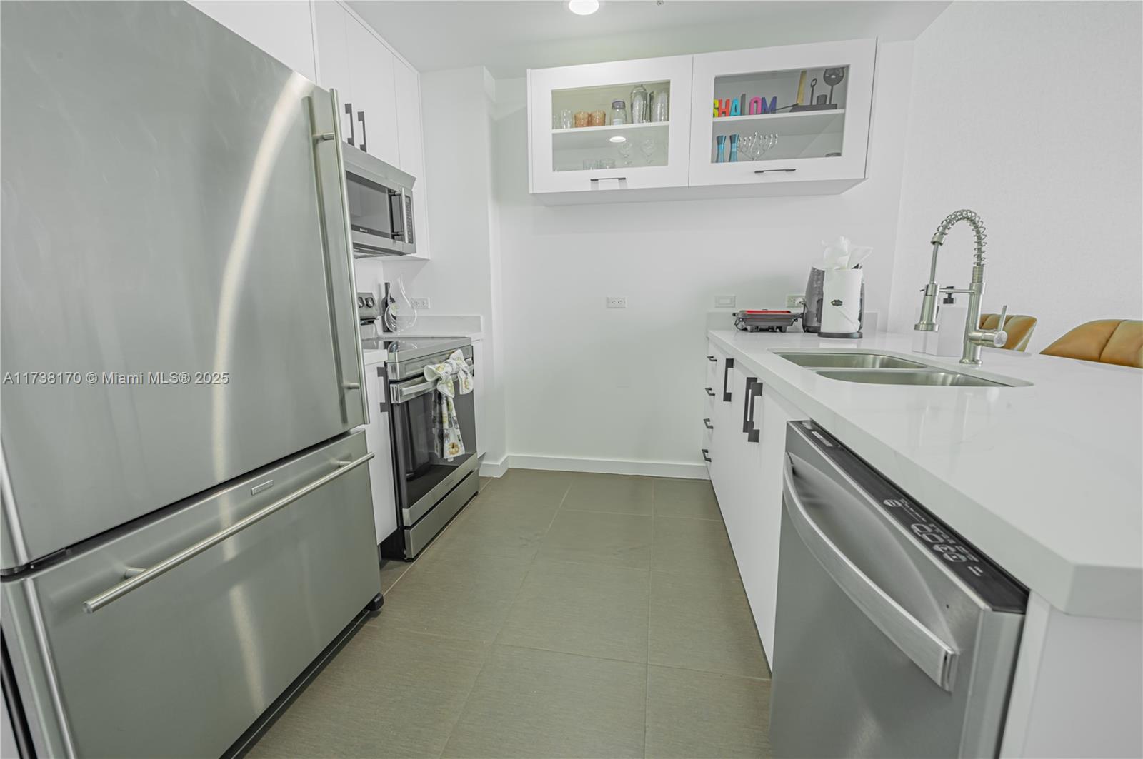 Listing Photo 10