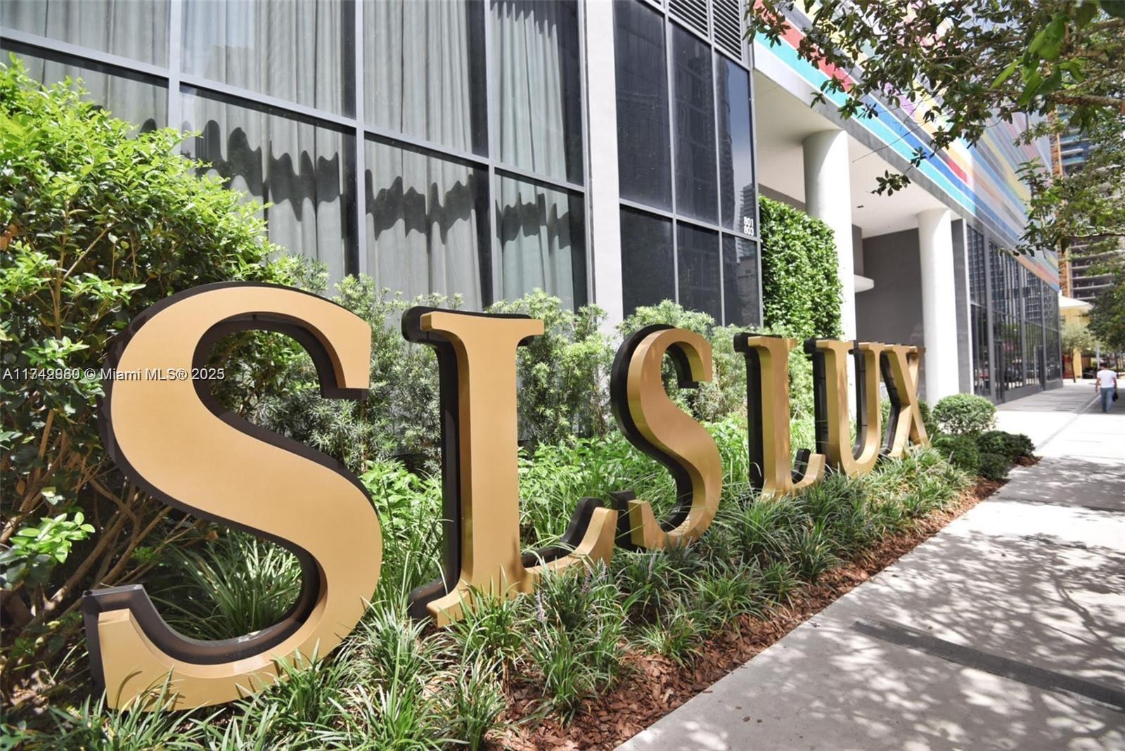 801 S Miami Ave #5008, Miami FL 33130