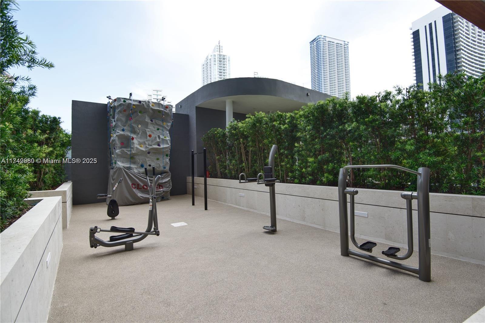 801 S Miami Ave #5008, Miami FL 33130