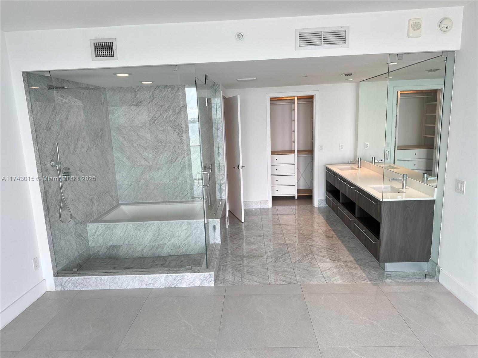 3131 NE 7th Ave #2405, Miami FL 33137