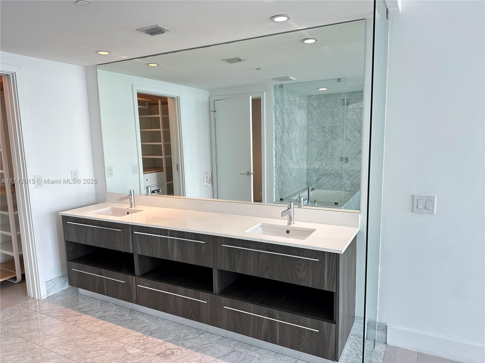 3131 NE 7th Ave #2405, Miami FL 33137