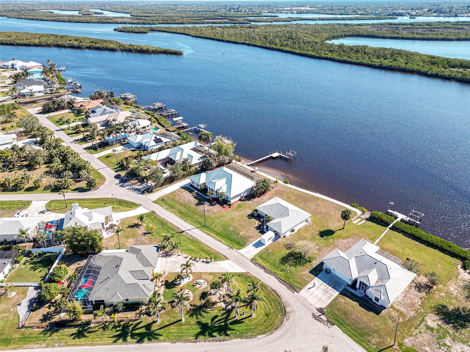 3662 Peace River Drive, Punta Gorda, Florida image 15