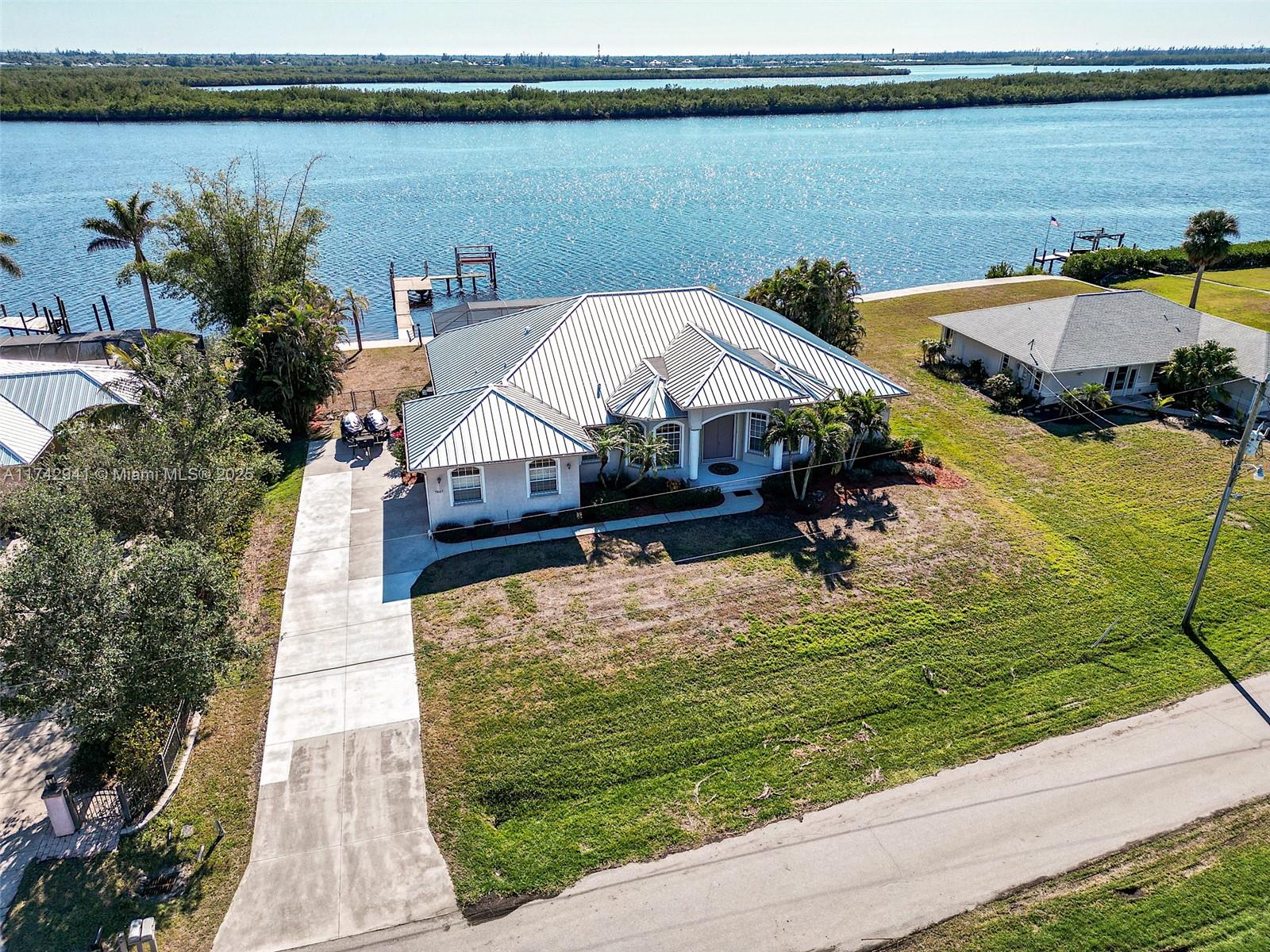 3662 Peace River Drive, Punta Gorda, Florida image 19