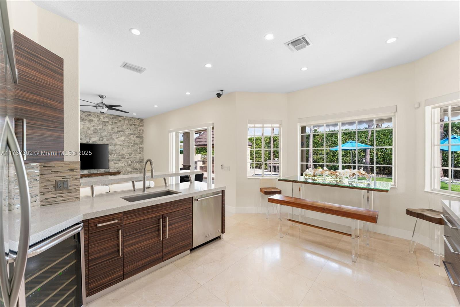 16801 NW 77th Pl, Miami Lakes, Florida image 8