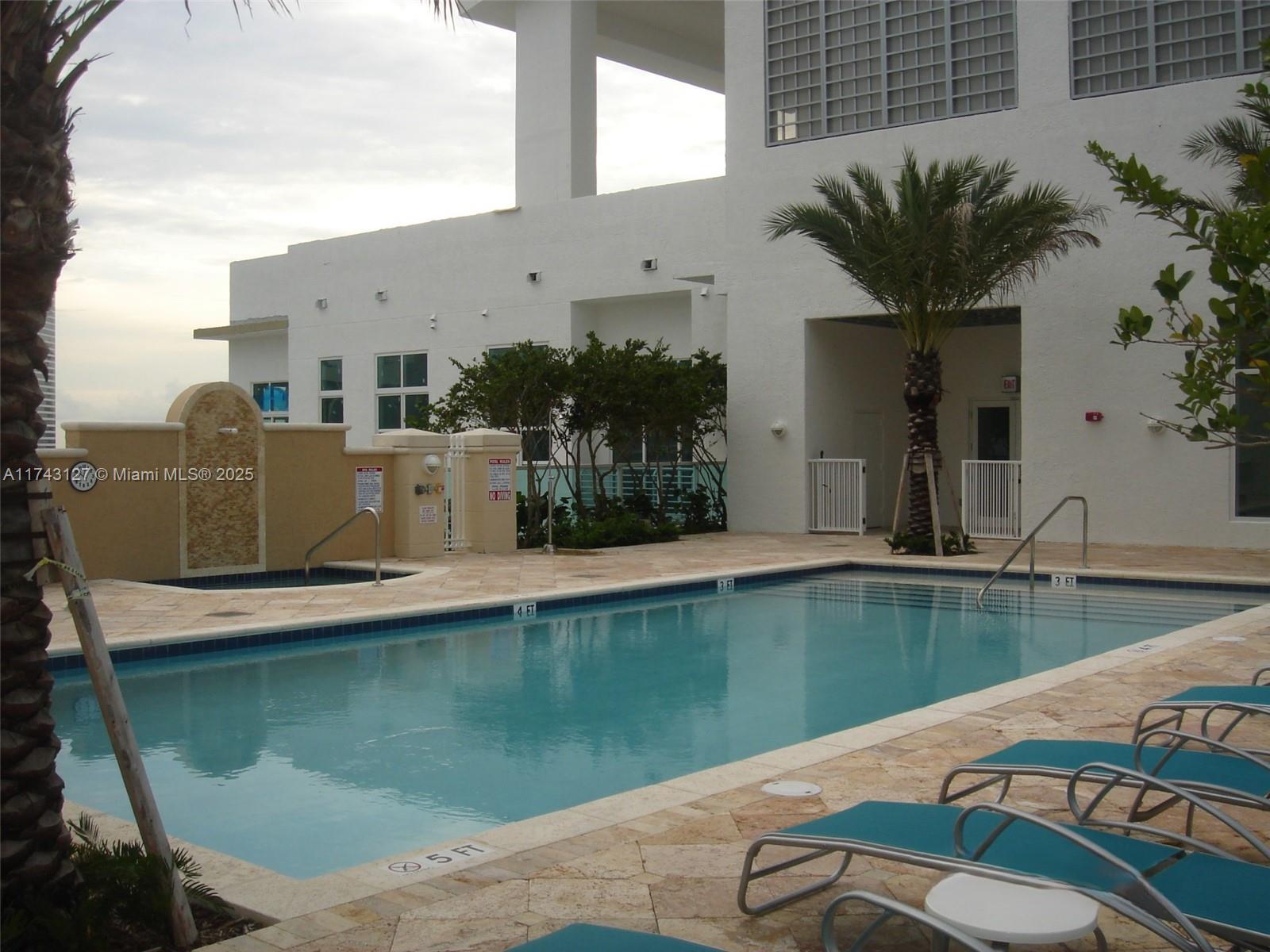 133 NE 2nd Ave #517, Miami FL 33132