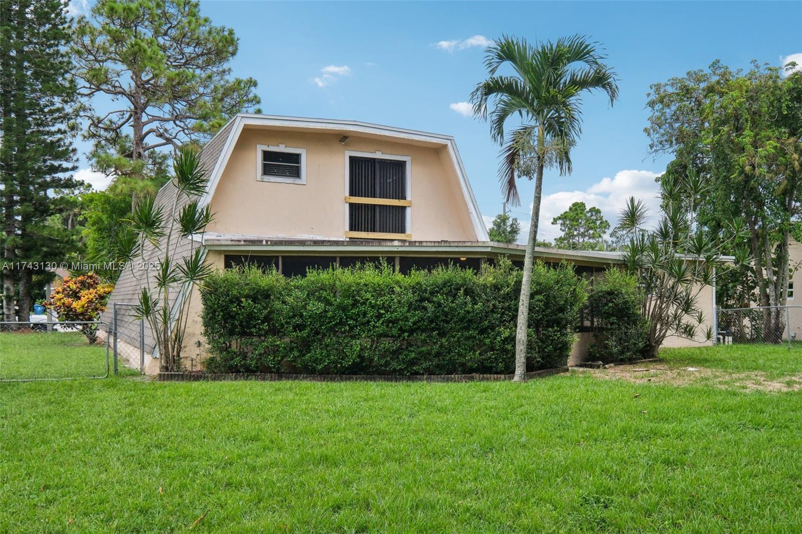 126 Barcelona Dr, Royal Palm Beach, Florida image 29