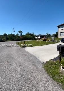 1907 Trudy St, Lehigh Acres, Florida image 2