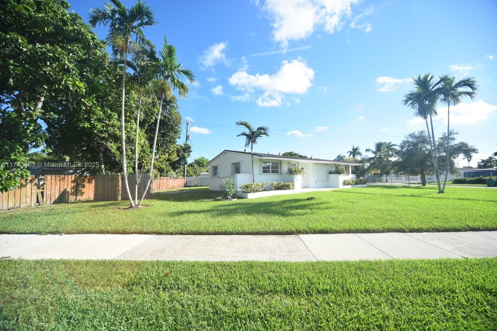 18601 SW 97th Ct, Cutler Bay, Florida image 39