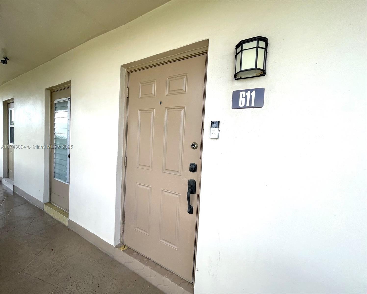 5102 NW 36th St #611, Lauderdale Lakes, Florida image 3