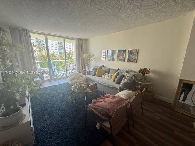 Residential, Sunny Isles Beach, Florida image 10