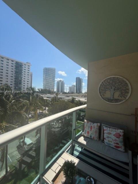 Residential, Sunny Isles Beach, Florida image 11