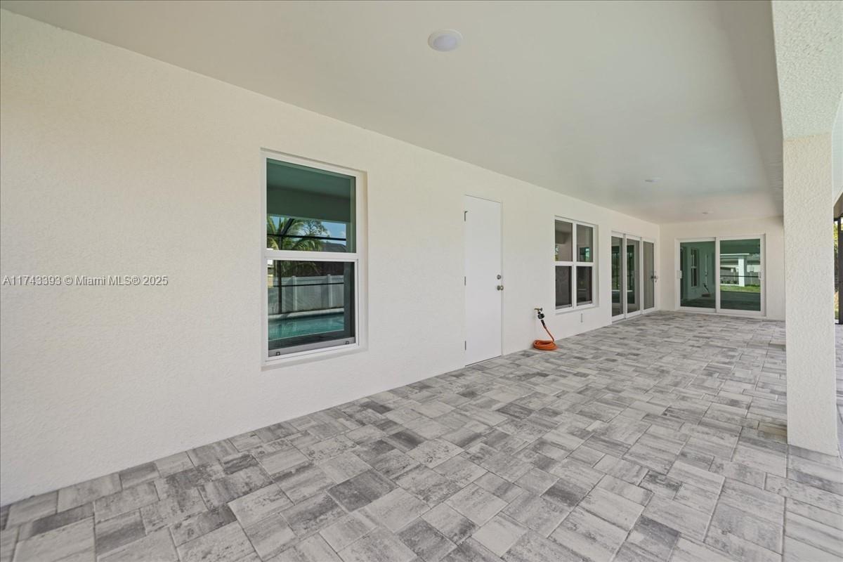 1902 Nw 19th Pl, Cape Coral, Florida image 4