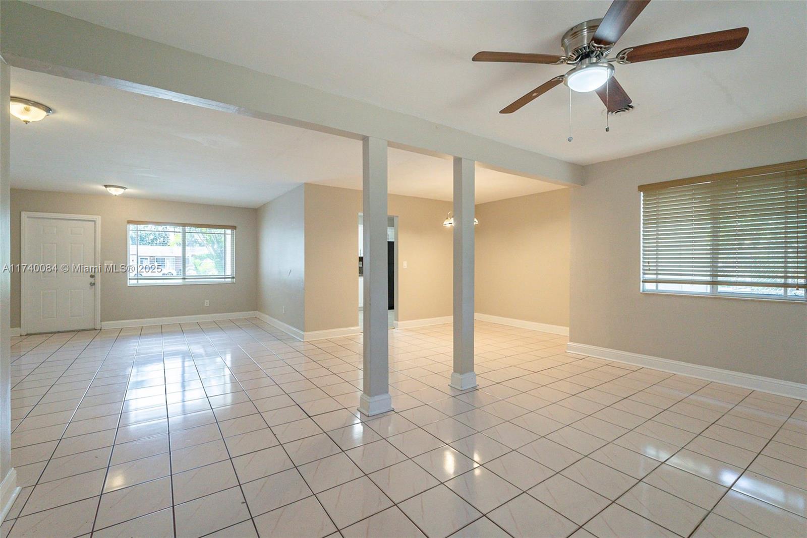 2125 NW 192nd Ter, Miami Gardens, Florida image 11