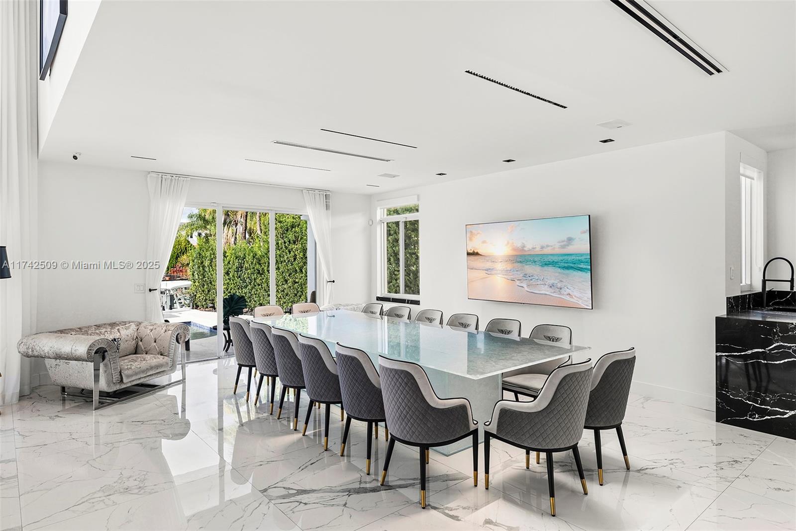 3251 NE 164th St, North Miami Beach, Florida image 16