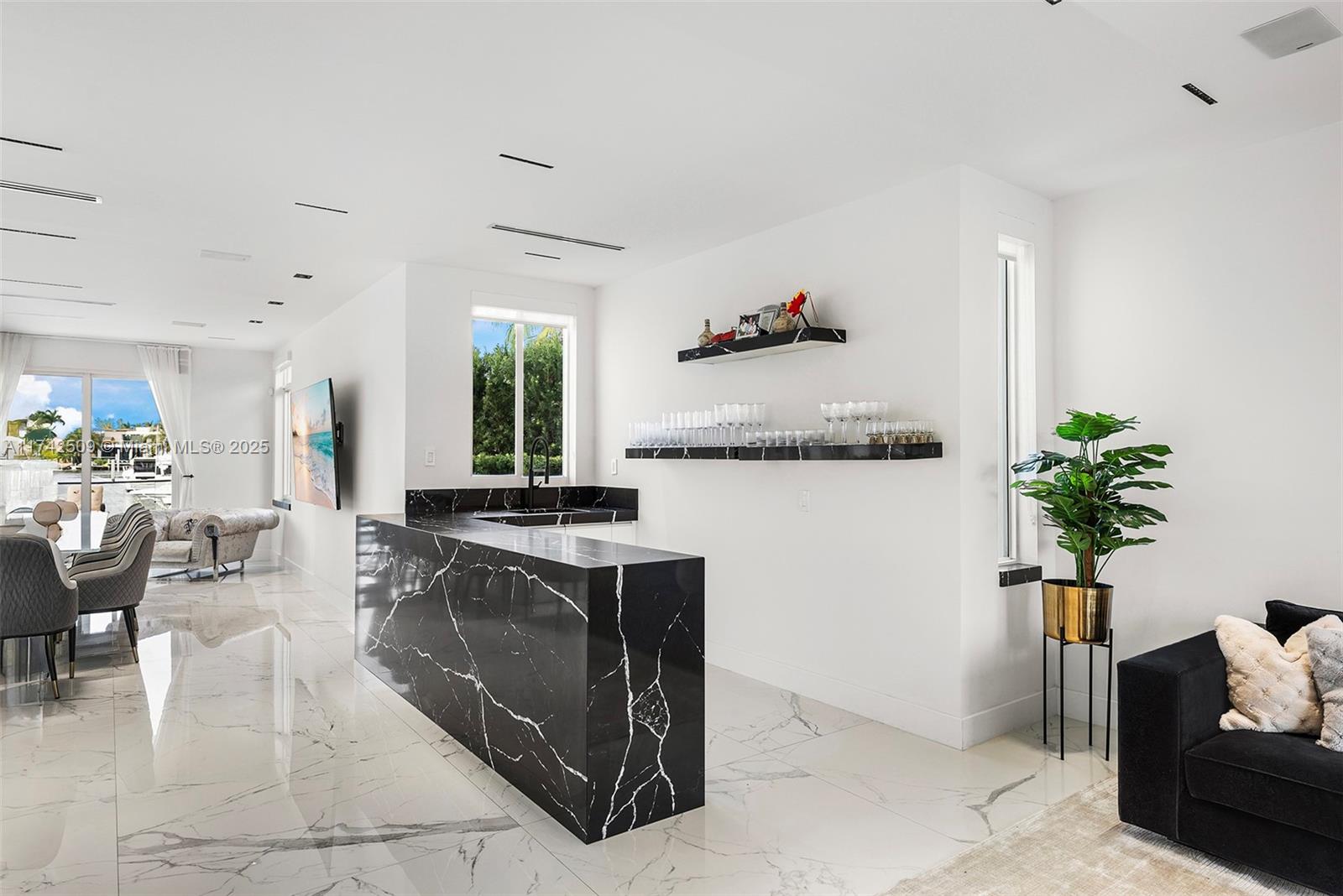 3251 NE 164th St, North Miami Beach, Florida image 22