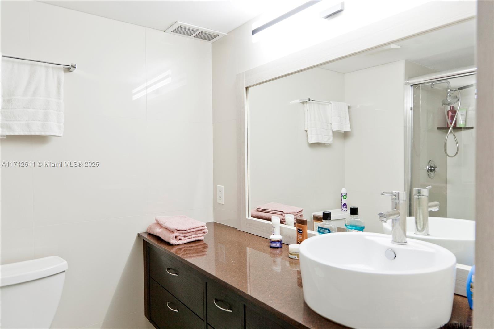 Listing Photo 20
