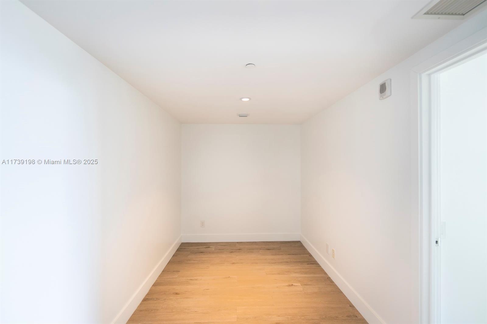 3131 NE 7th Ave #1904, Miami FL 33137