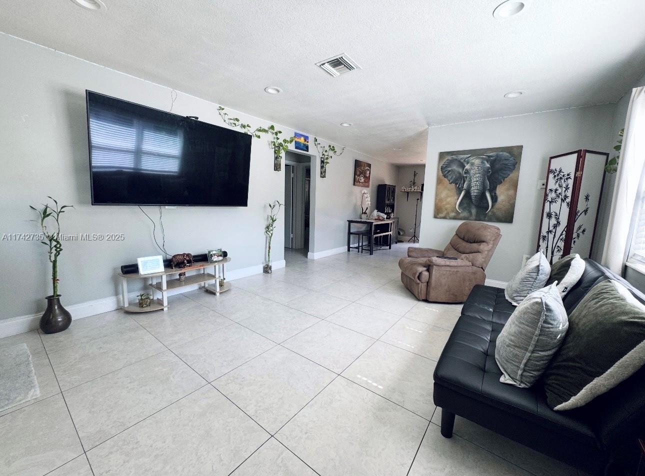 4728 SW 66th Ter, Davie, Florida image 7
