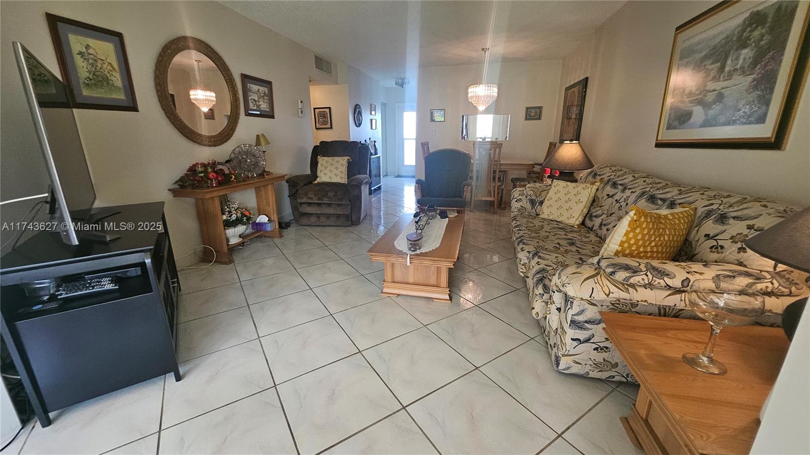 4806 NW 36th St #414, Lauderdale Lakes, Florida image 9