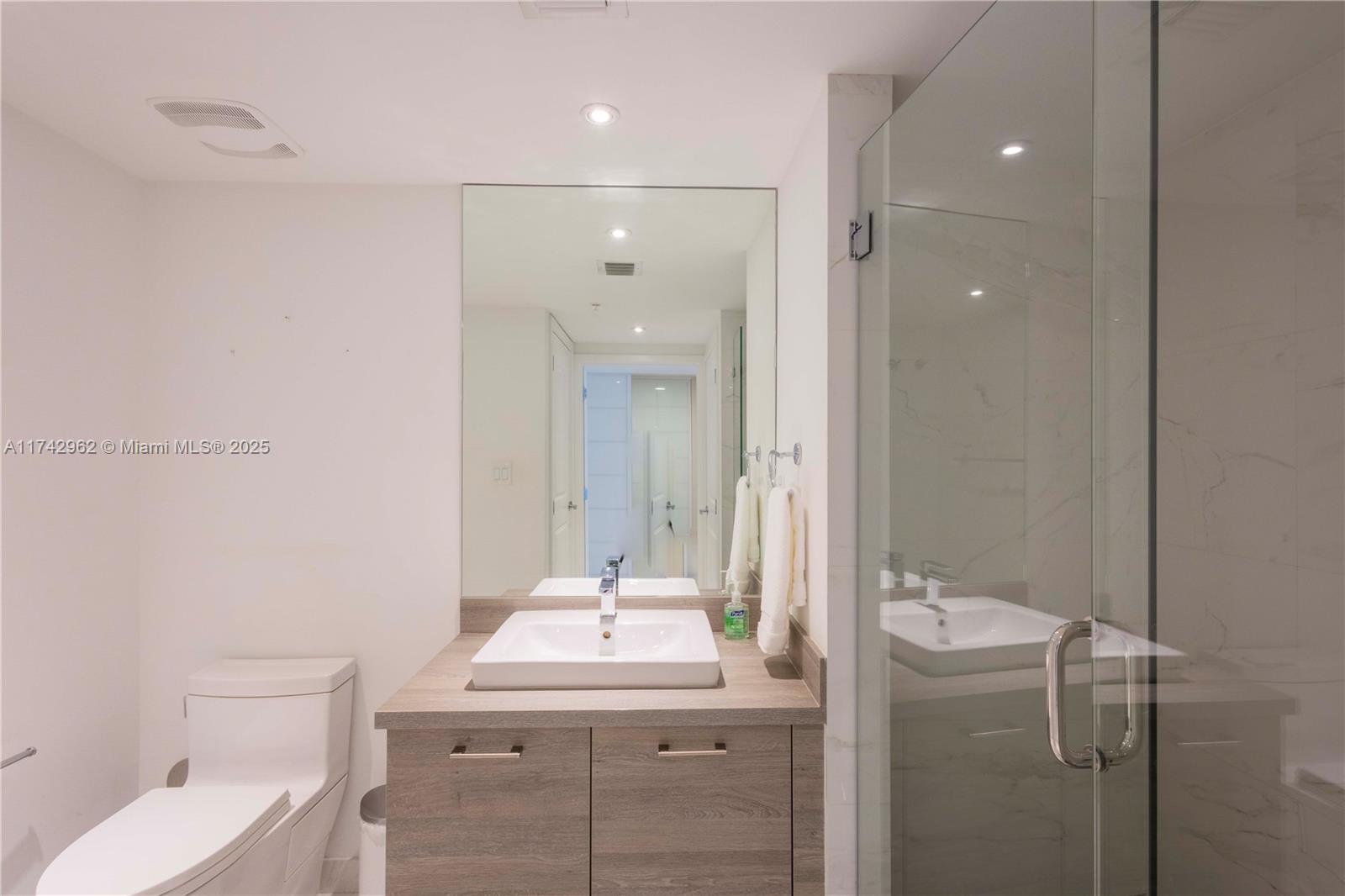 400 Sunny Isles Blvd #602, Sunny Isles Beach, Florida image 29