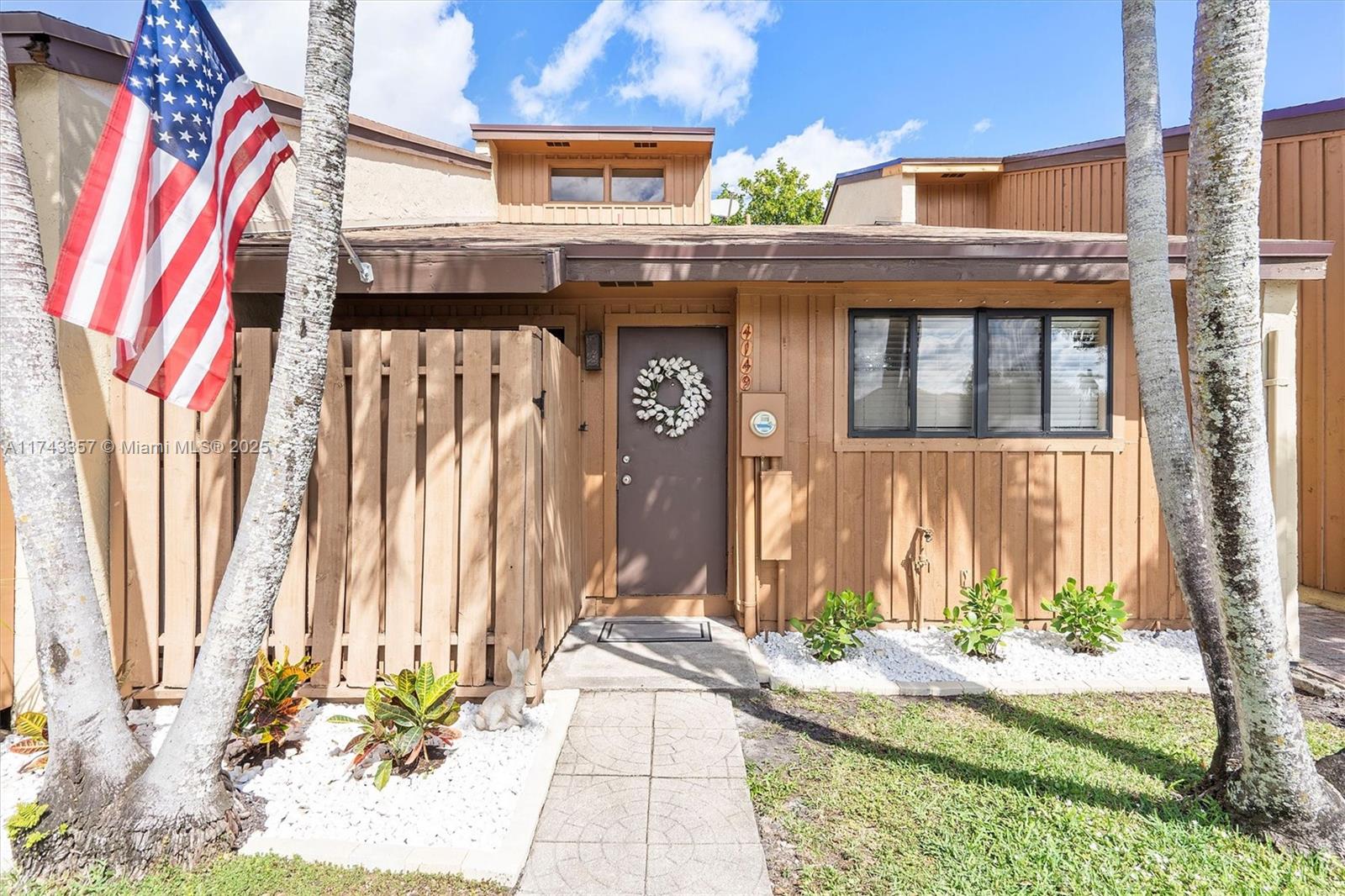 4149 S Pine Island Rd, Davie, Florida image 1