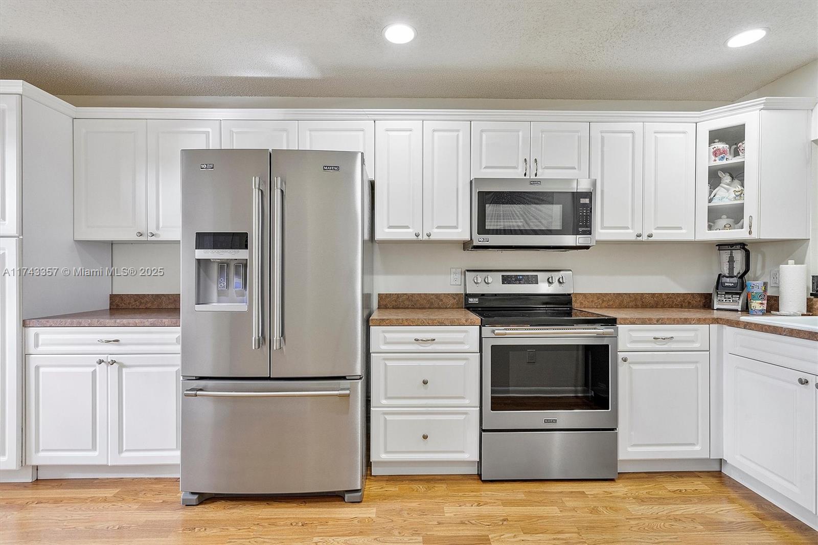 4149 S Pine Island Rd, Davie, Florida image 5