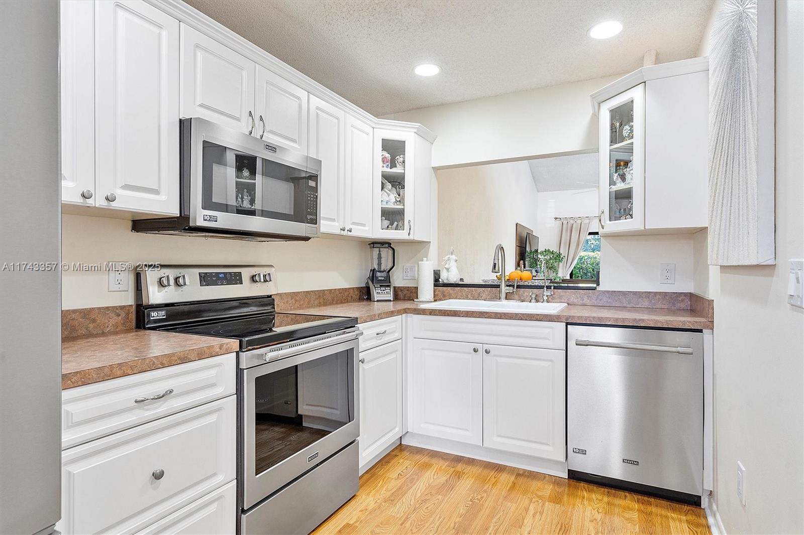 4149 S Pine Island Rd, Davie, Florida image 6