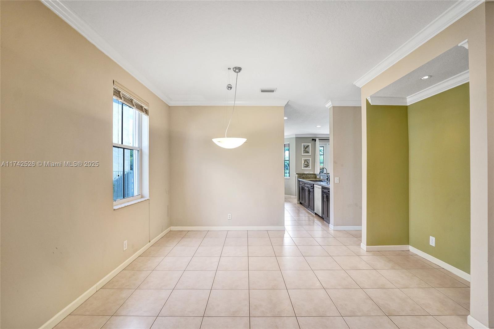 3892 Falcon Ridge Cir, Weston, Florida image 6