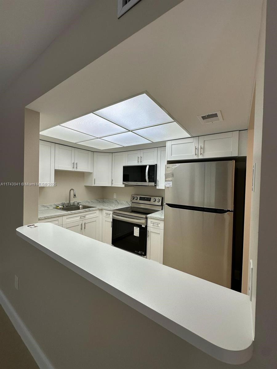 5530 NW 44th St #308C, Lauderhill, Florida image 5
