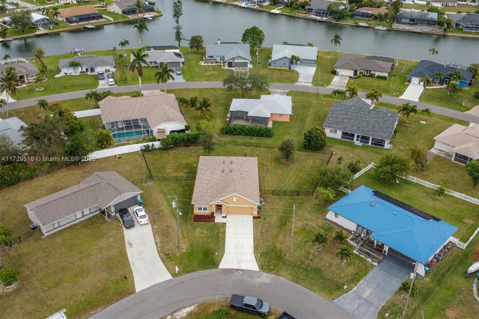 510 SE 23rd Ter, Cape Coral, Florida image 27